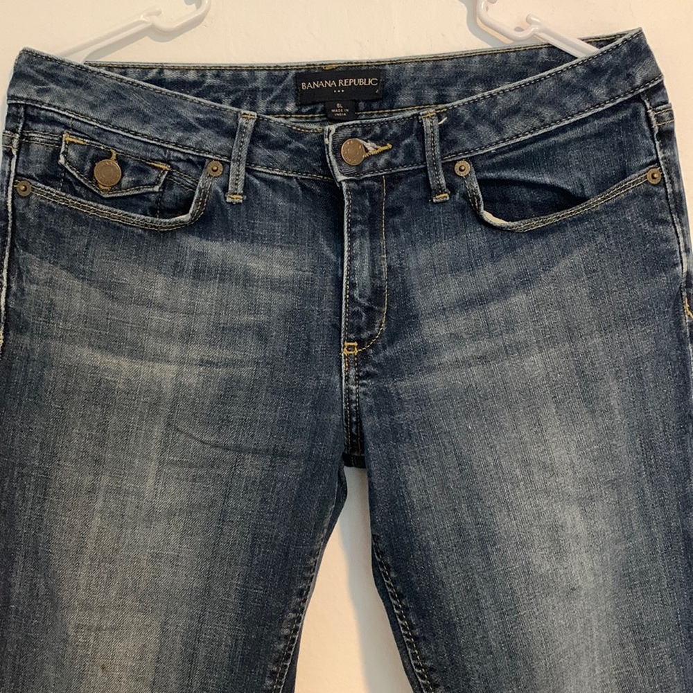 Banana Republic Flared Jeans Medium Wash Size 8 Long 8L